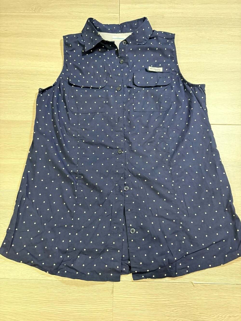 Columbia PFG Women's Navy Blue Polka Dot  Button Up Fishing Shirt Size M